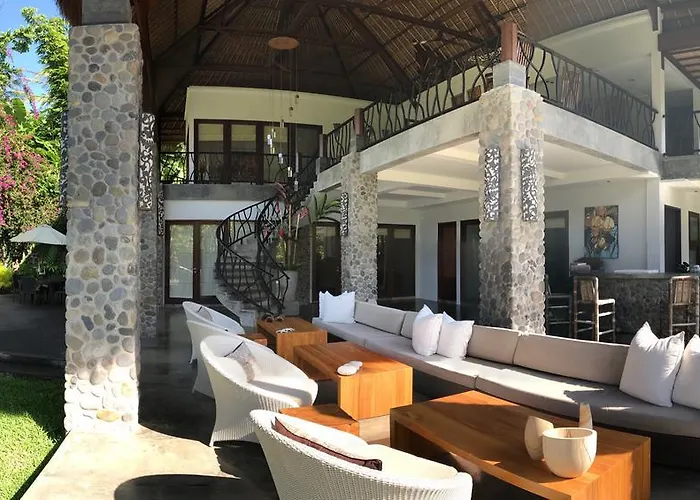 Alami Villa *
